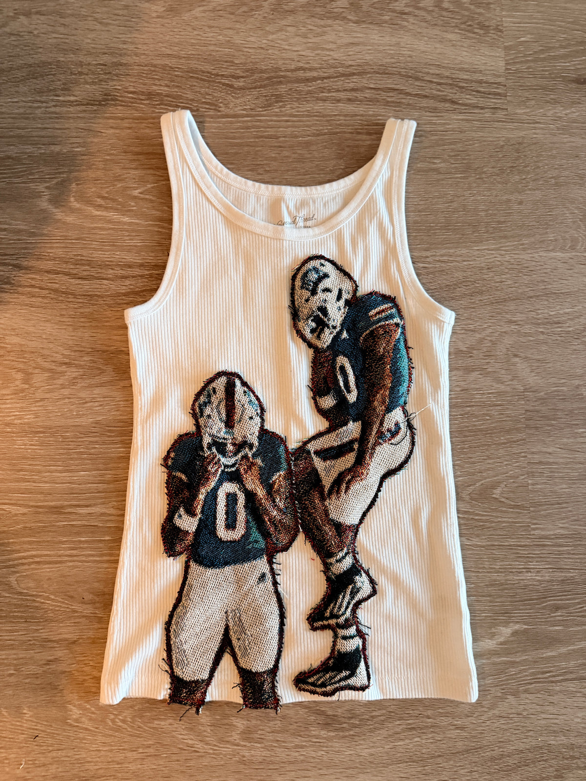 2 figure patchwork tank
